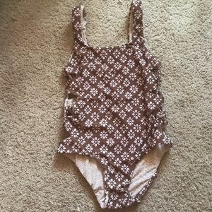 XXL HONEY DAISY HIDEAWAY